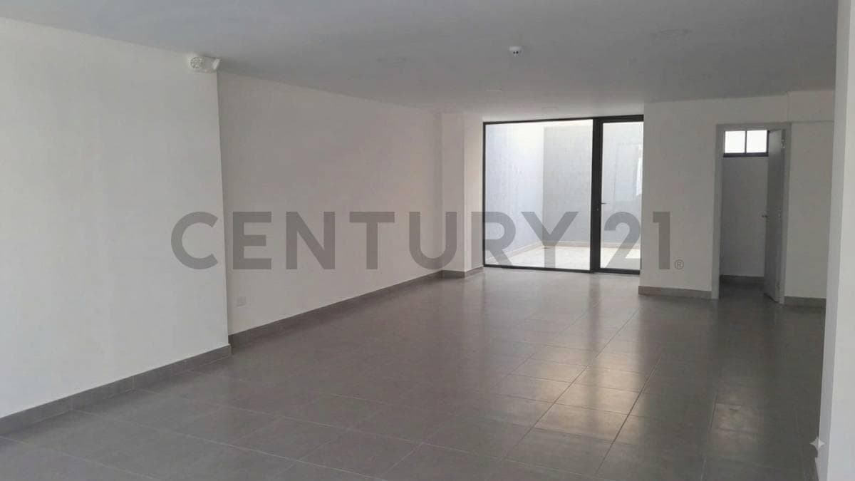 De Venta en La Gasca Local Comercial a Pocos Pasos de La Av Principal — imagen 10