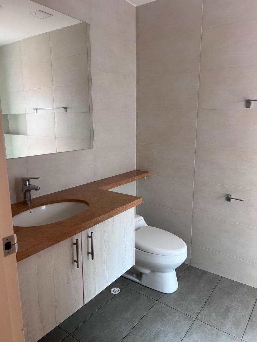 Vendo de Oportunidad Departamento González Súarez — imagen 6