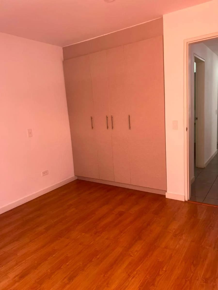 Vendo de Oportunidad Departamento González Súarez — imagen 5