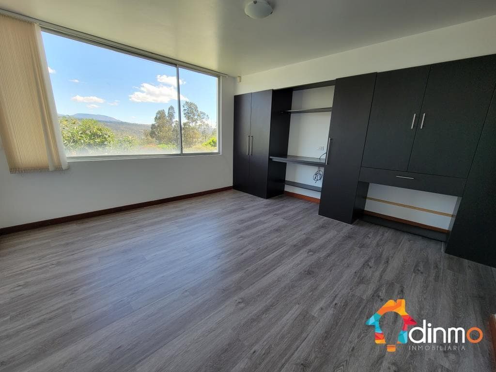 Departamento Venta L Urb Pillagua Cumbayá | Hermosa Vista | Piscina — imagen 7