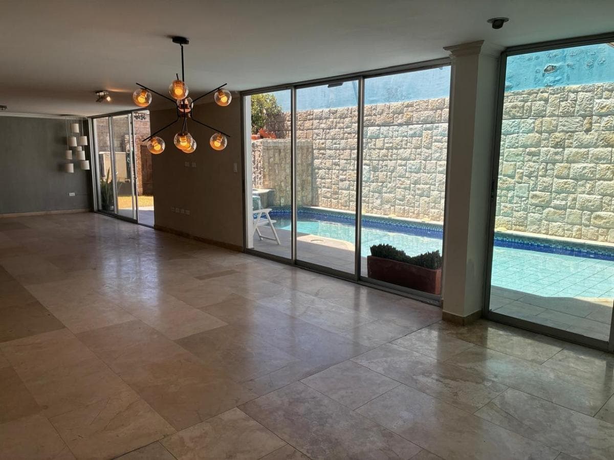 Mga / Venta Casa Rentera, Ideal Para Negocios, Cumbaya — imagen 9