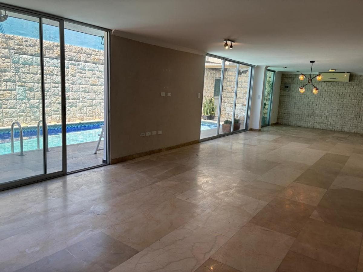 Mga / Venta Casa Rentera, Ideal Para Negocios, Cumbaya — imagen 7