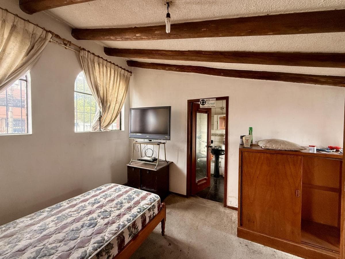 Casacasa en Venta | 4 Dorm. con Patios - Sector San Fernando - Quito — imagen 6