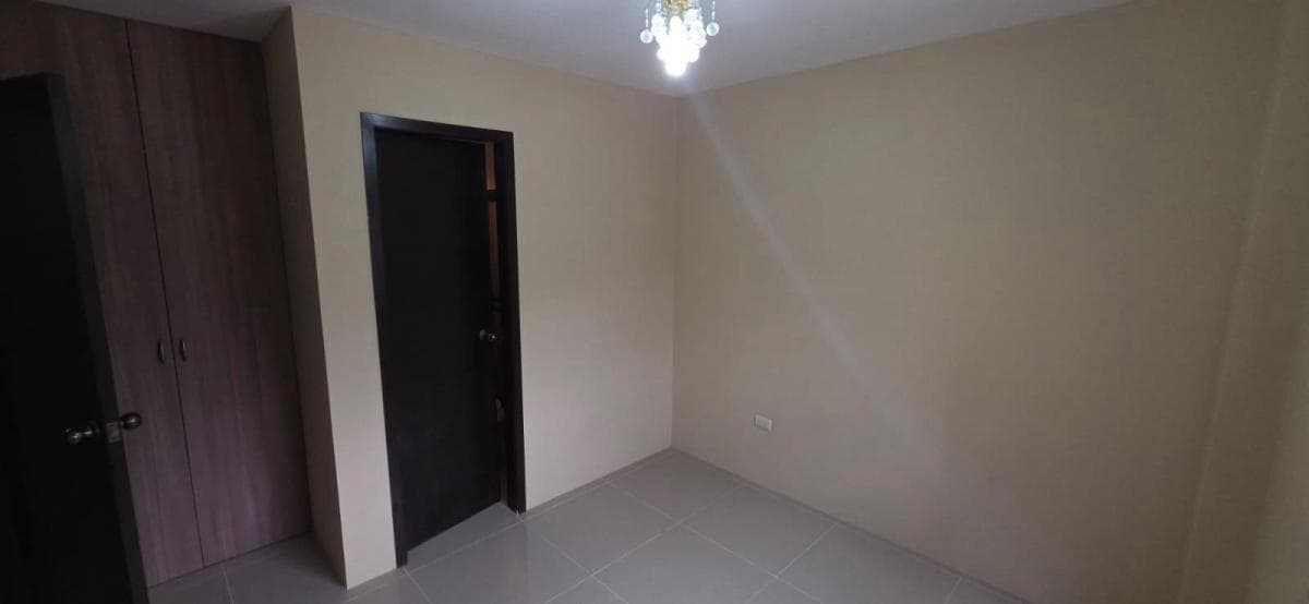 Casa en Venta, Urbanizacion La Rioja Etapa Almeria, Maxb, Guayas — imagen 9
