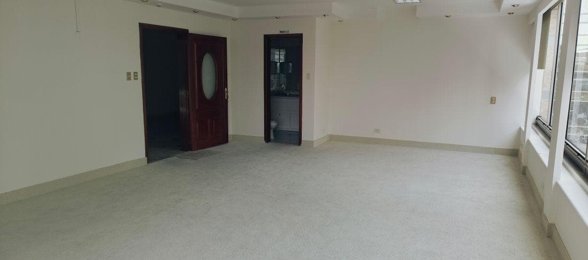 Oficina Corporativa en Venta – 365 m² | República del Salvador | Ideal Para Inversión o Empresa — imagen 3