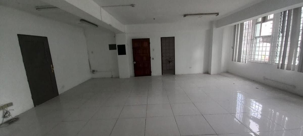 Oficina en Calle Luzurraga y Calle Panamá, Guayas — imagen 3