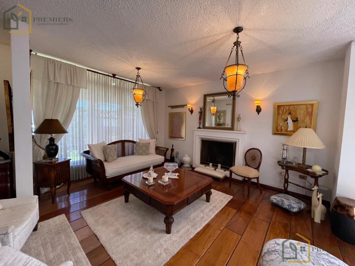 Se Vende Casa en Urbanización Privada en Cumbayá - Sector Jacaranda — imagen 6