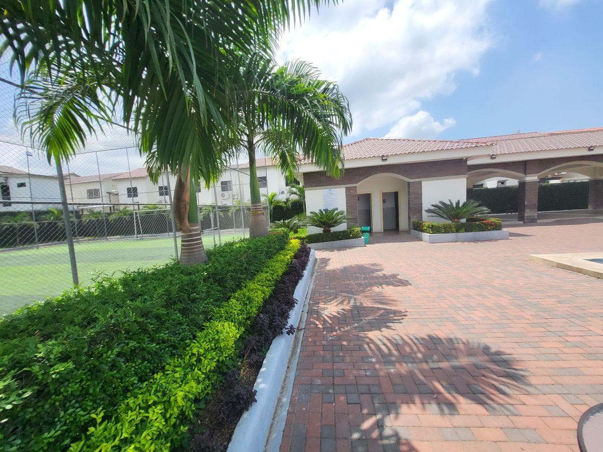 Terreno en Venta en Costalmar 2 Via a La Costa, Guayas — imagen 2