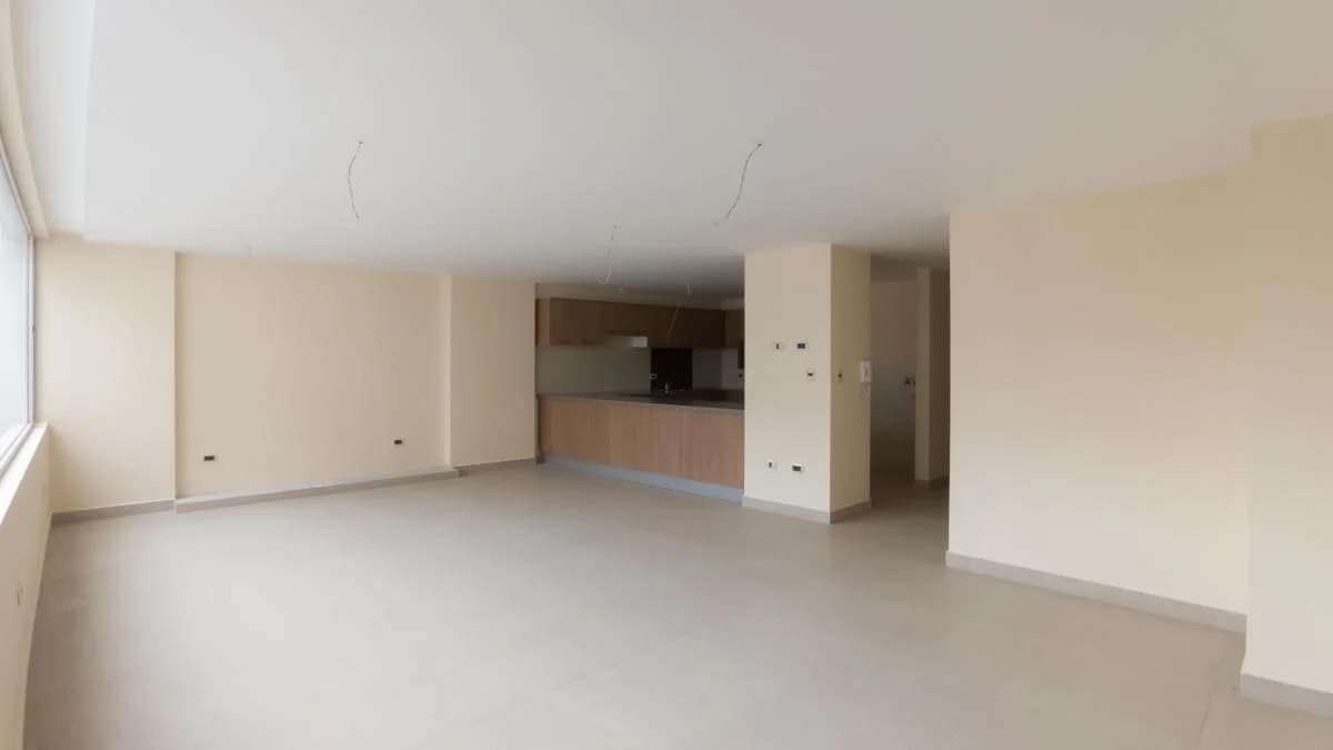 Departamento 3 Habitaciones Ubicado en La Av 10 de Agosto y Eloy Alfaro — imagen 1