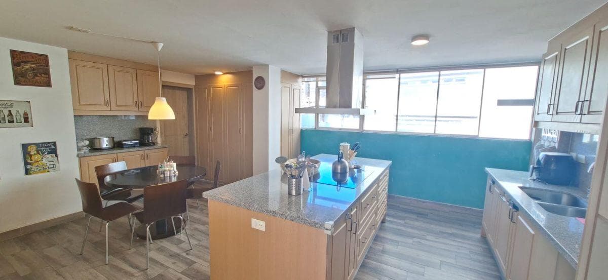 Vendo Departamento de 166,90 m² con Vista Al Pichincha Sector La Paz — imagen 3