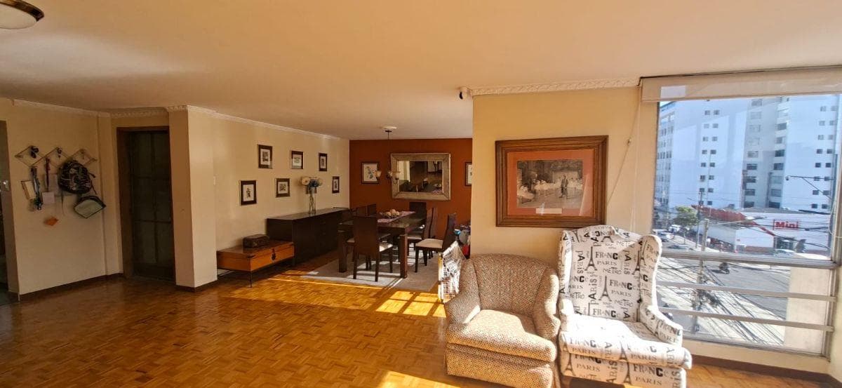 Vendo Departamento de 166,90 m² con Vista Al Pichincha Sector La Paz — imagen 2