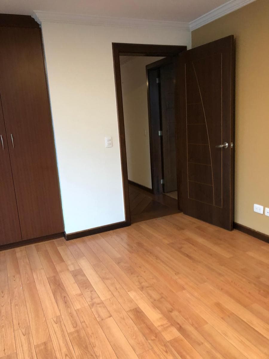 Vendo Departamento 2 Dorm., República del Salvador Ml Asanza — imagen 2
