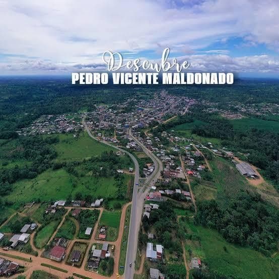 Pedro Vicente Maldonado Lotes de Terreno de 10.000 M — imagen 1