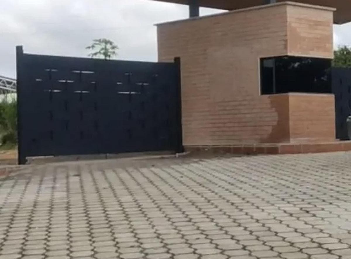 Pedro Vicente Maldonado Lotes de Terreno de 10.000 M — imagen 2