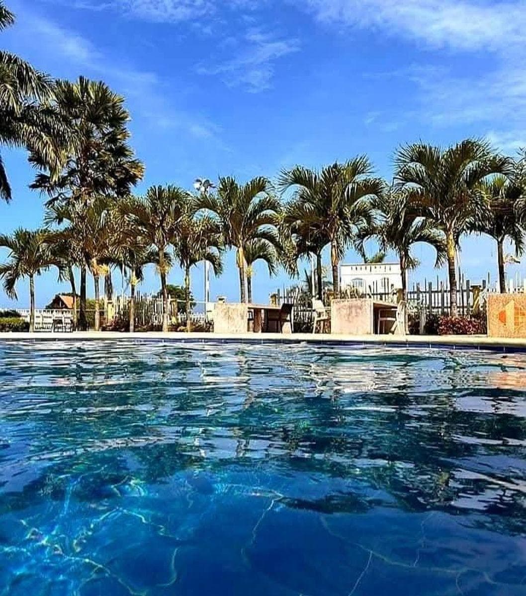 Casa de 155 m² con 2 Dorm. en Venta en Norte de Montecristi, Manabí — imagen 1