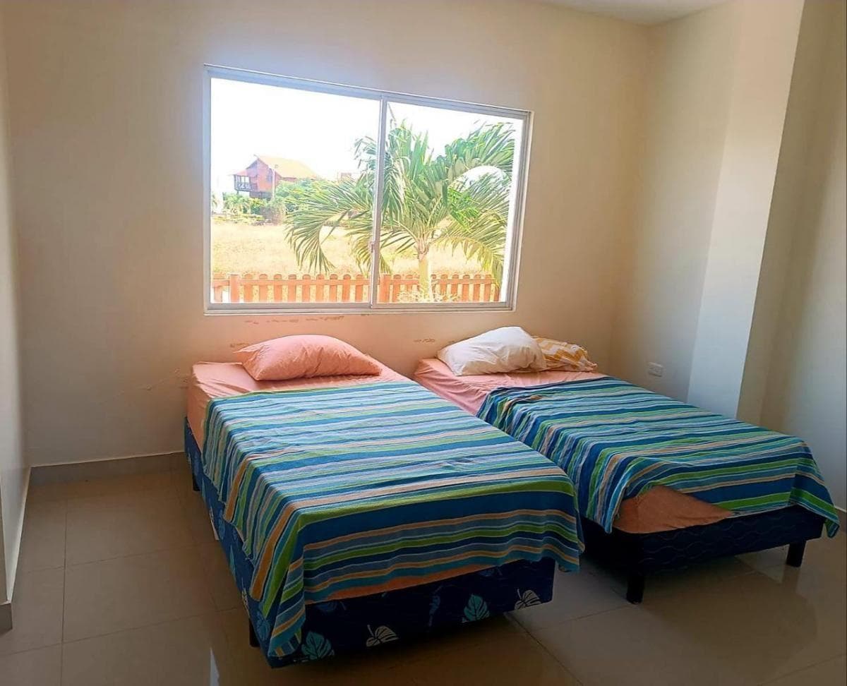 Casa de 155 m² con 2 Dorm. en Venta en Norte de Montecristi, Manabí — imagen 3