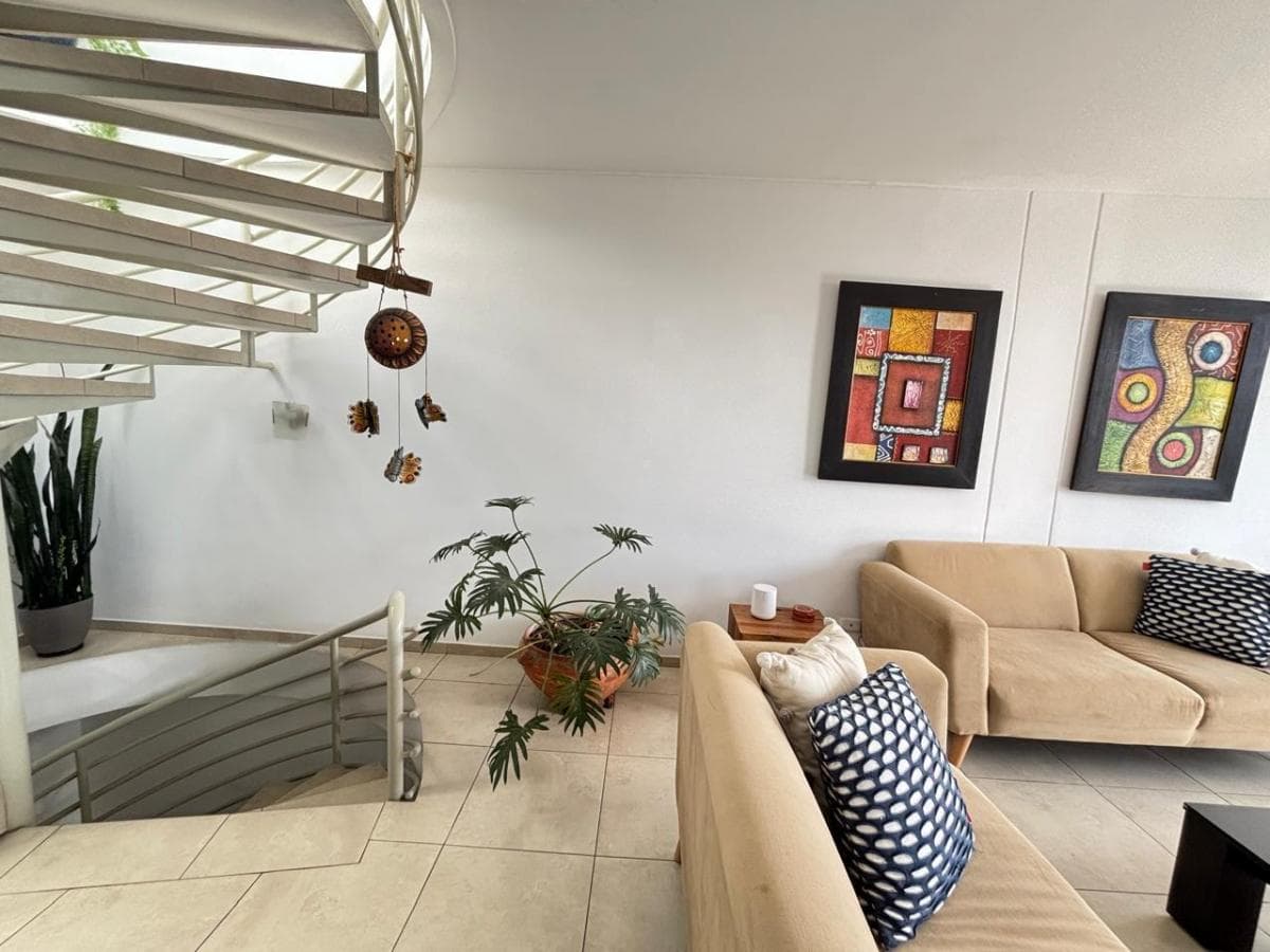 Casa Independiente con Amplio Patio Dentro de Urbanización Privada de Venta (Suite Independiente) — imagen 6