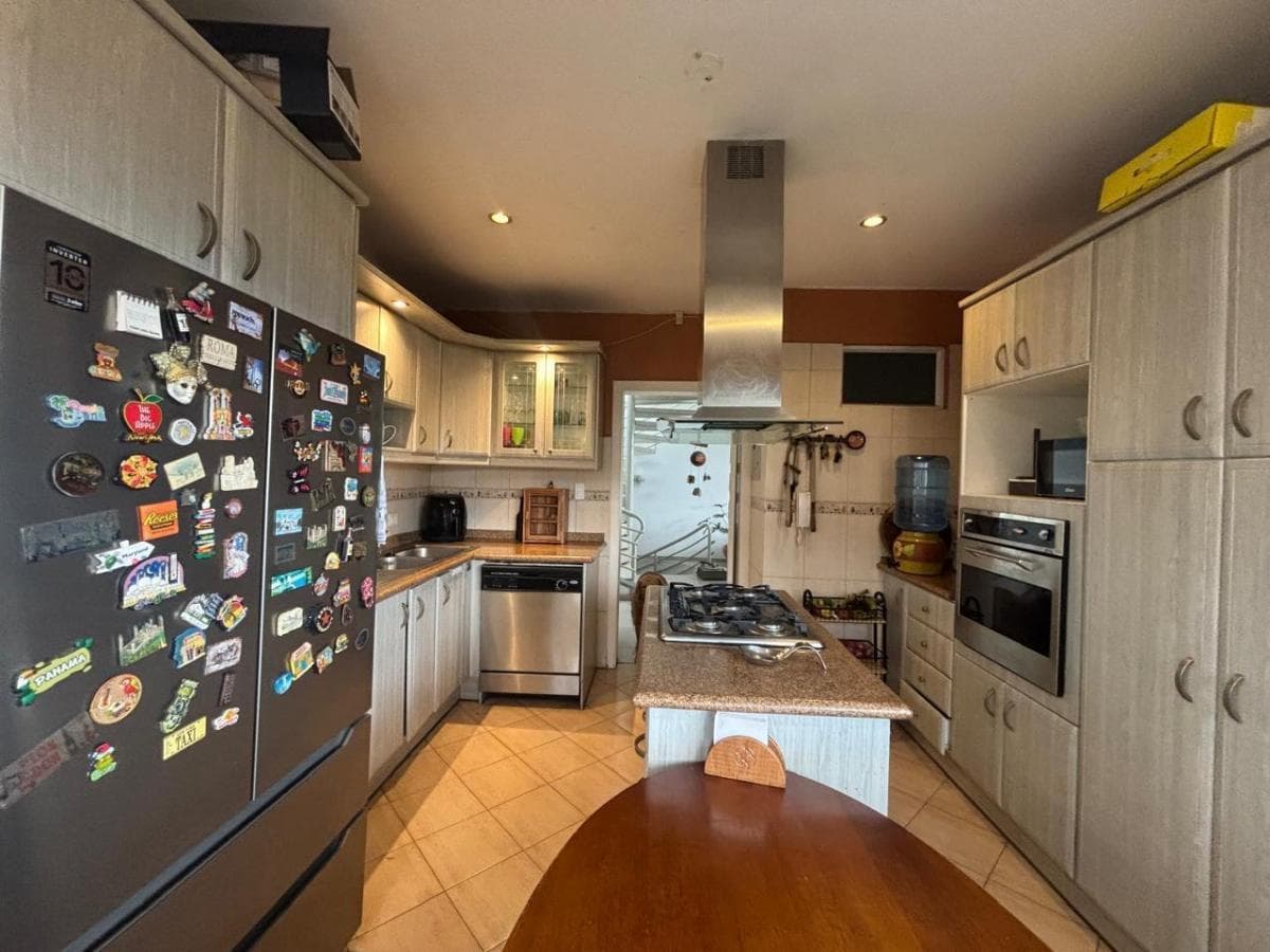 Casa Independiente con Amplio Patio Dentro de Urbanización Privada de Venta (Suite Independiente) — imagen 2