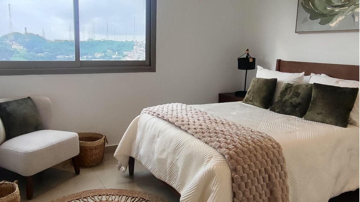 Venta Departamento Amoblado Torres del Río | Piso 17 | Vista Al Malecón | $135.000, Guayas — imagen 4