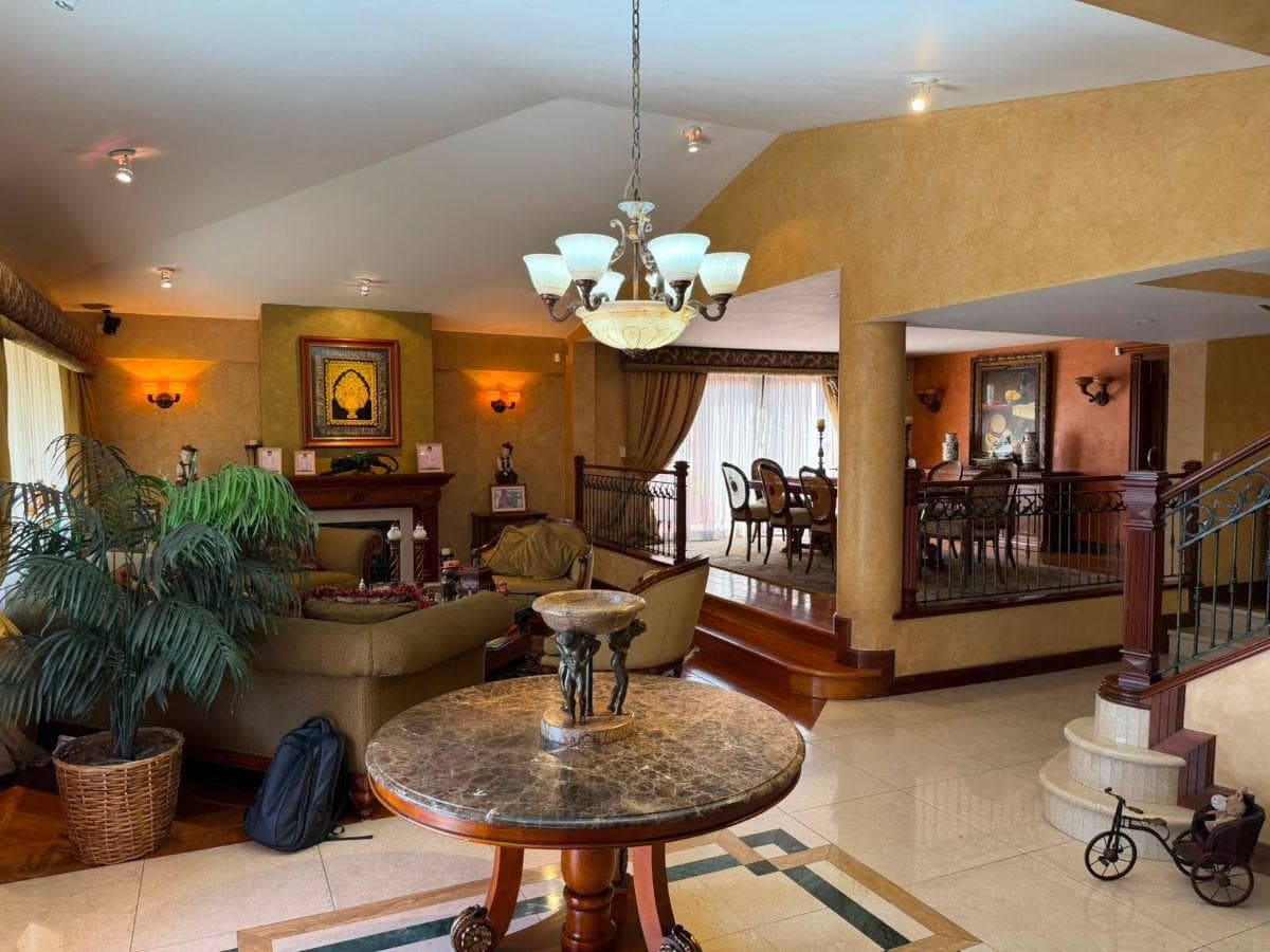 Conocoto, Hermosa Propiedad Venta, Calle Gribaldo Miño, 1560 m² Terr. 800 m² Const — imagen 5