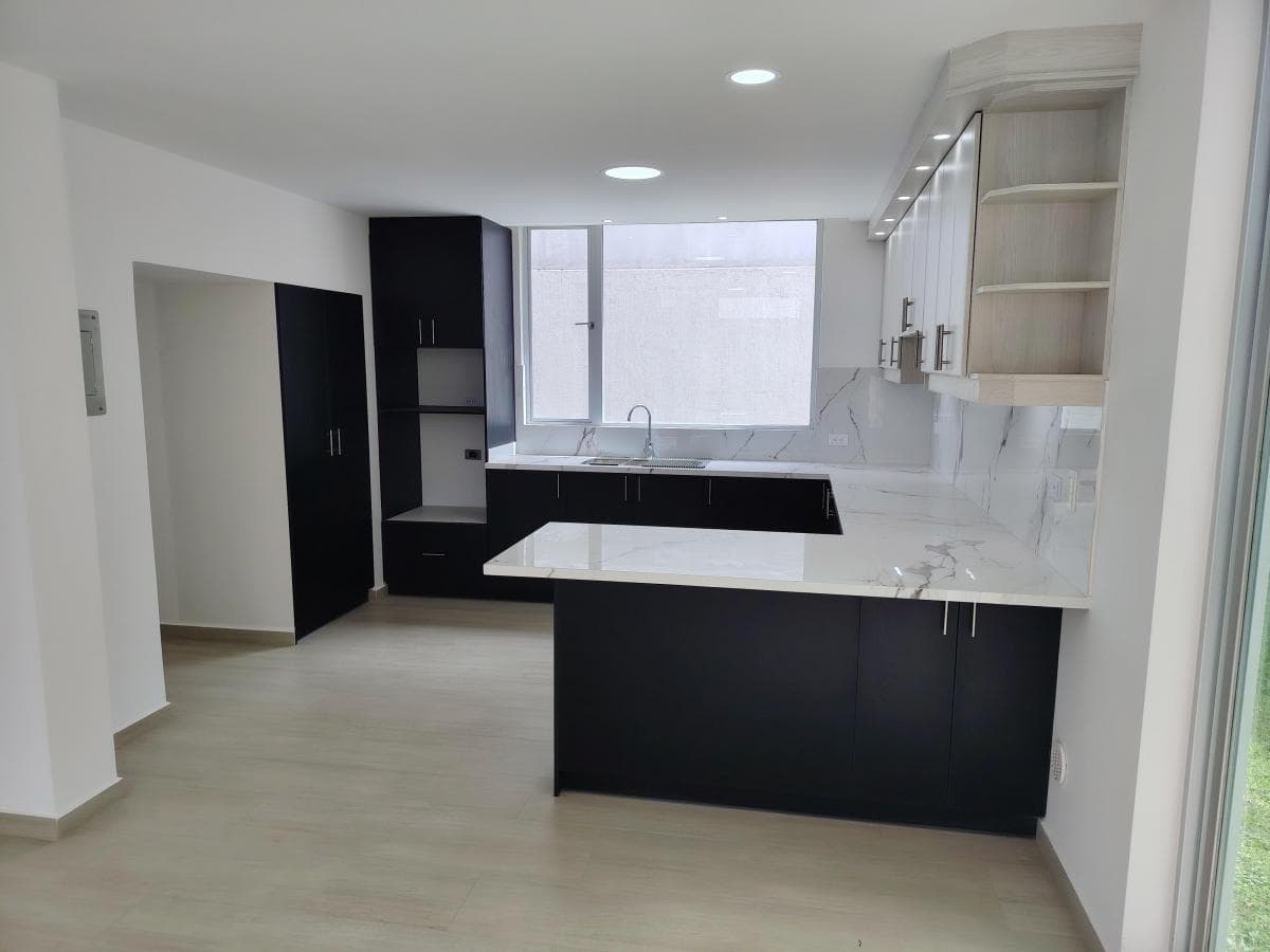 Casa de Venta en Tumbaco — imagen 2