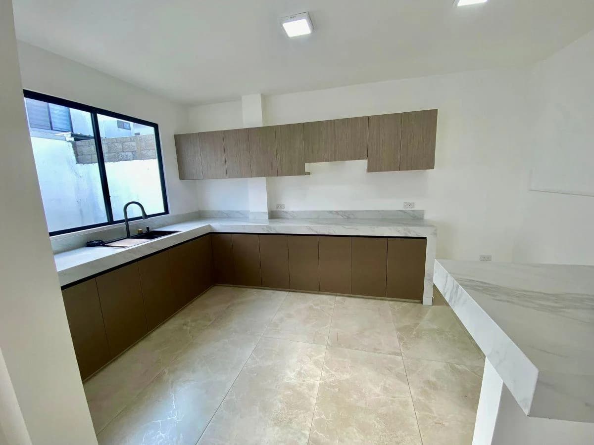 Casa de Venta de Estreno de 4 Dorm. en La Joya, Guayas — imagen 7