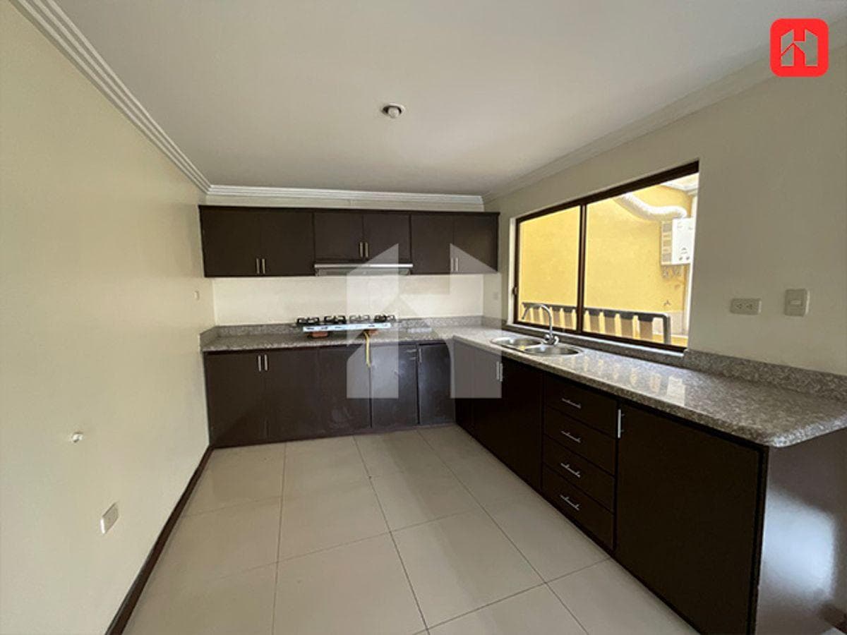 Vendo Casa en #cuenca– Sector El Cebollar (Cv4096), Azuay — imagen 5