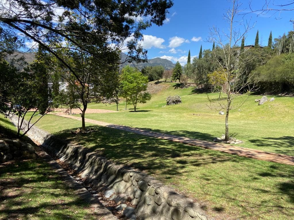 Terreno en Venta. Urbanización, Challuabamba, Azuay — imagen 5