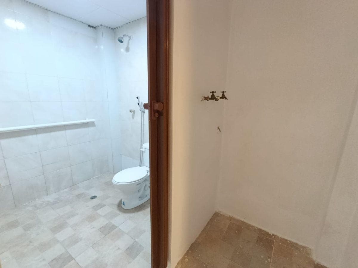 Casa de 2 Pisos de Venta en Mucho Lote 1, con Mejoras y Ampliaciones, Guayas — imagen 4