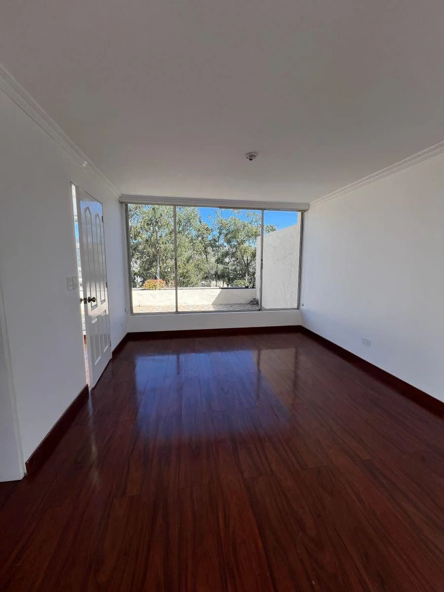 Casa en Venta con 238 m² con Estudio, Sala de Tv, Terraza y 3 Dorm. en Ponceano Alto — imagen 10