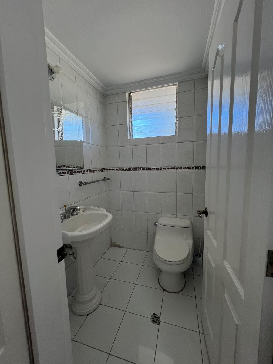 Casa en Venta con 238 m² con Estudio, Sala de Tv, Terraza y 3 Dorm. en Ponceano Alto — imagen 7
