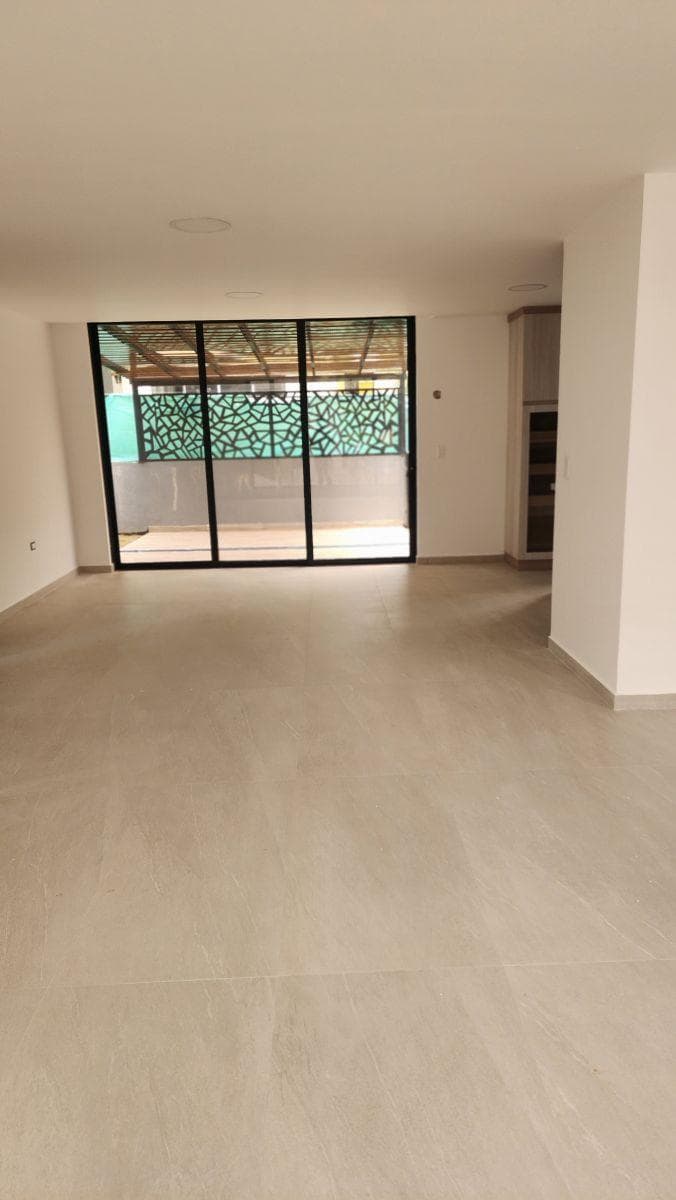 Casas de Venta en Jardines de Puembo Quito — imagen 7