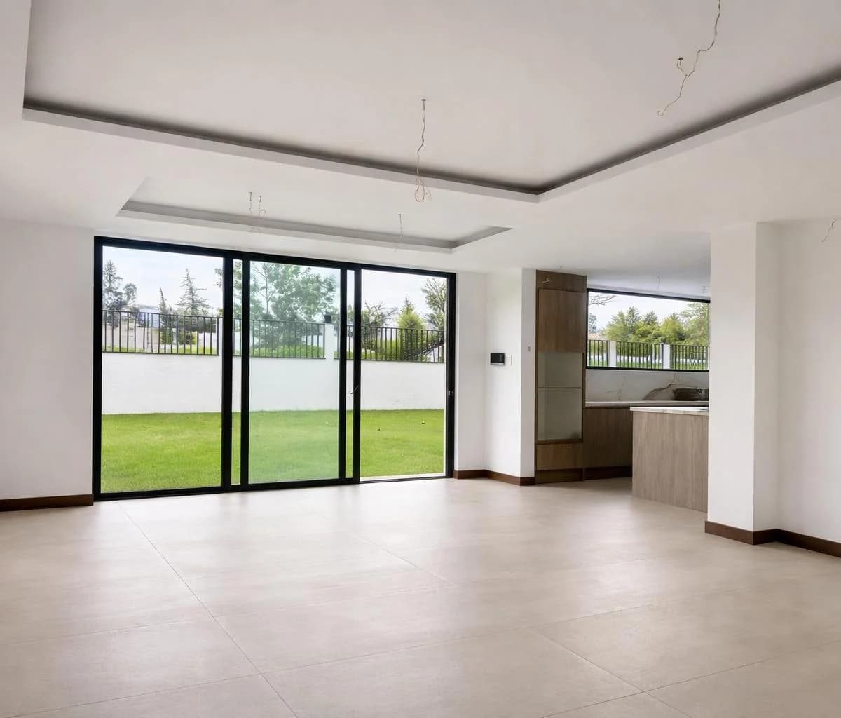 Casa con Jardin y Terraza en Venta en Tumbaco La Viña Alta — imagen 1