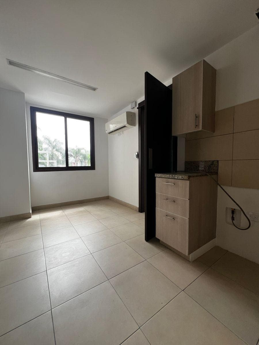 En Venta Dpto. Medianero Piso Alto, en Urb. Manglero Vista, Km. 3, Samborondon, 143 m², Guayas — imagen 6