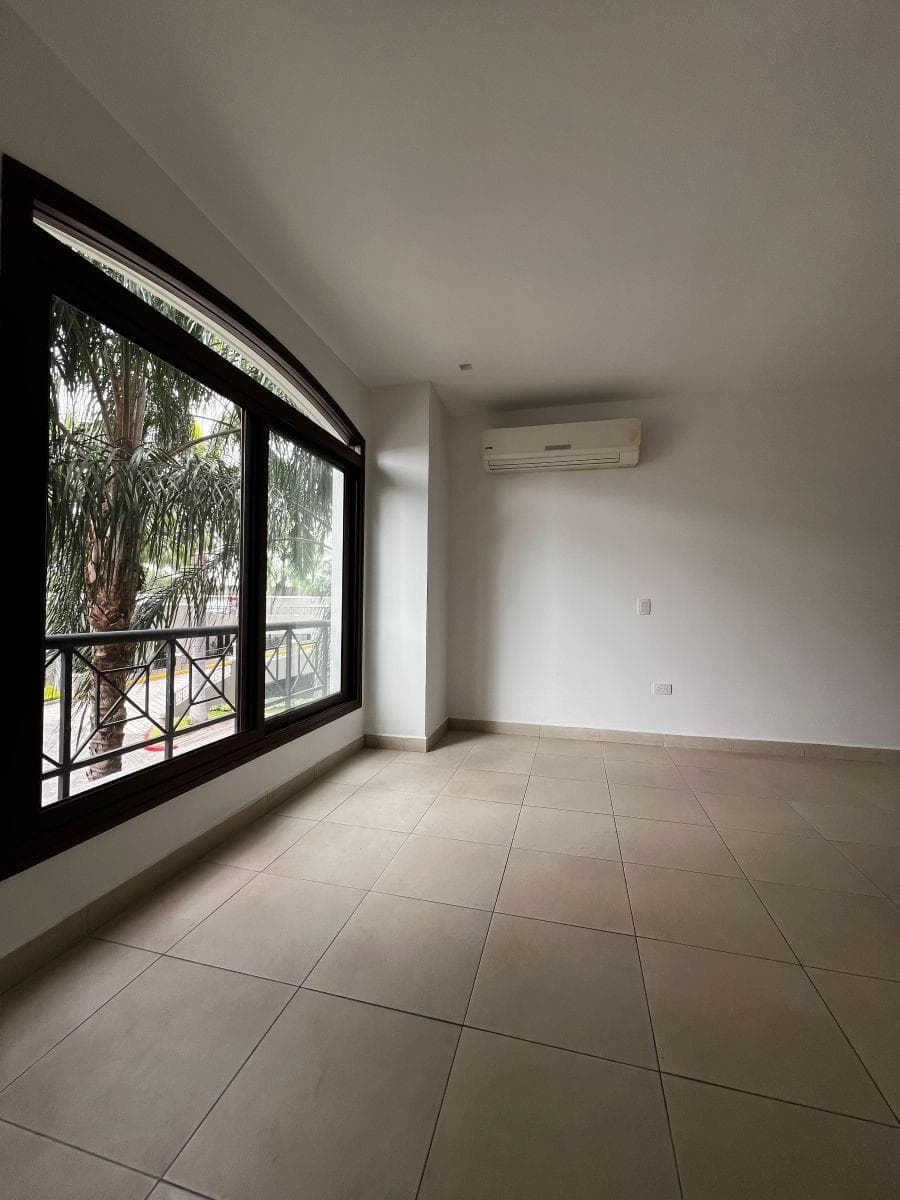 En Venta Dpto. Medianero Piso Alto, en Urb. Manglero Vista, Km. 3, Samborondon, 143 m², Guayas — imagen 4
