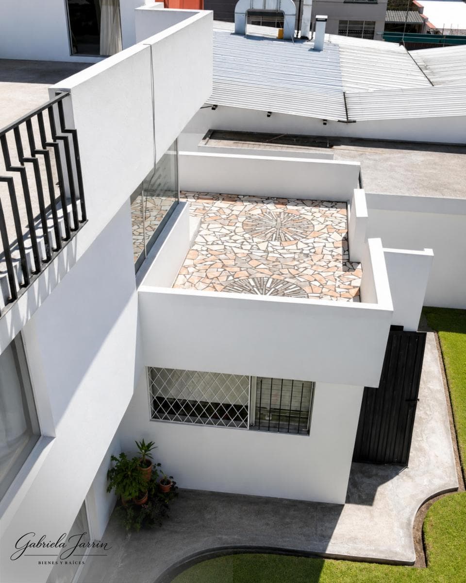 Casa de 494 m² de Terreno con Ideal Plaza Comercial — imagen 4