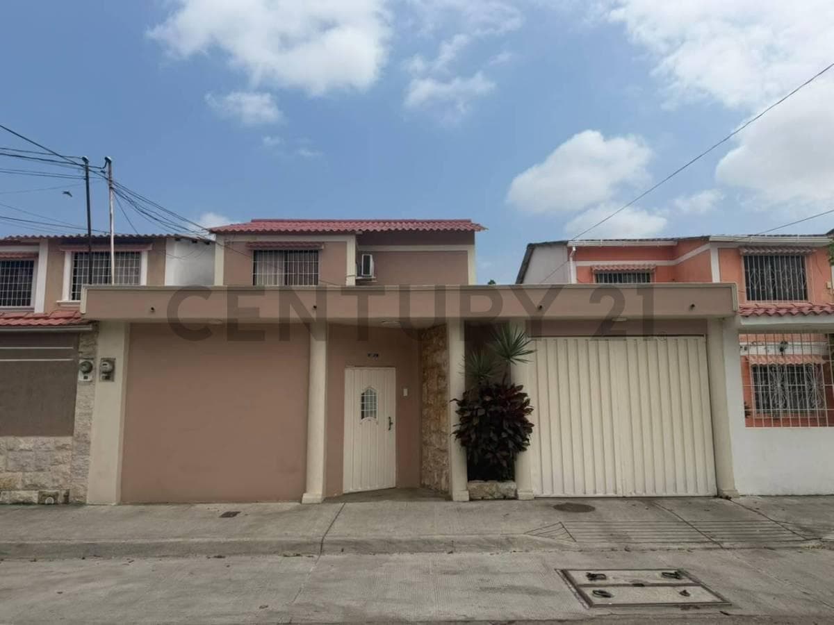 Venta de Casa en Samanes, Norte de Guayaquil, Guayas — imagen 1