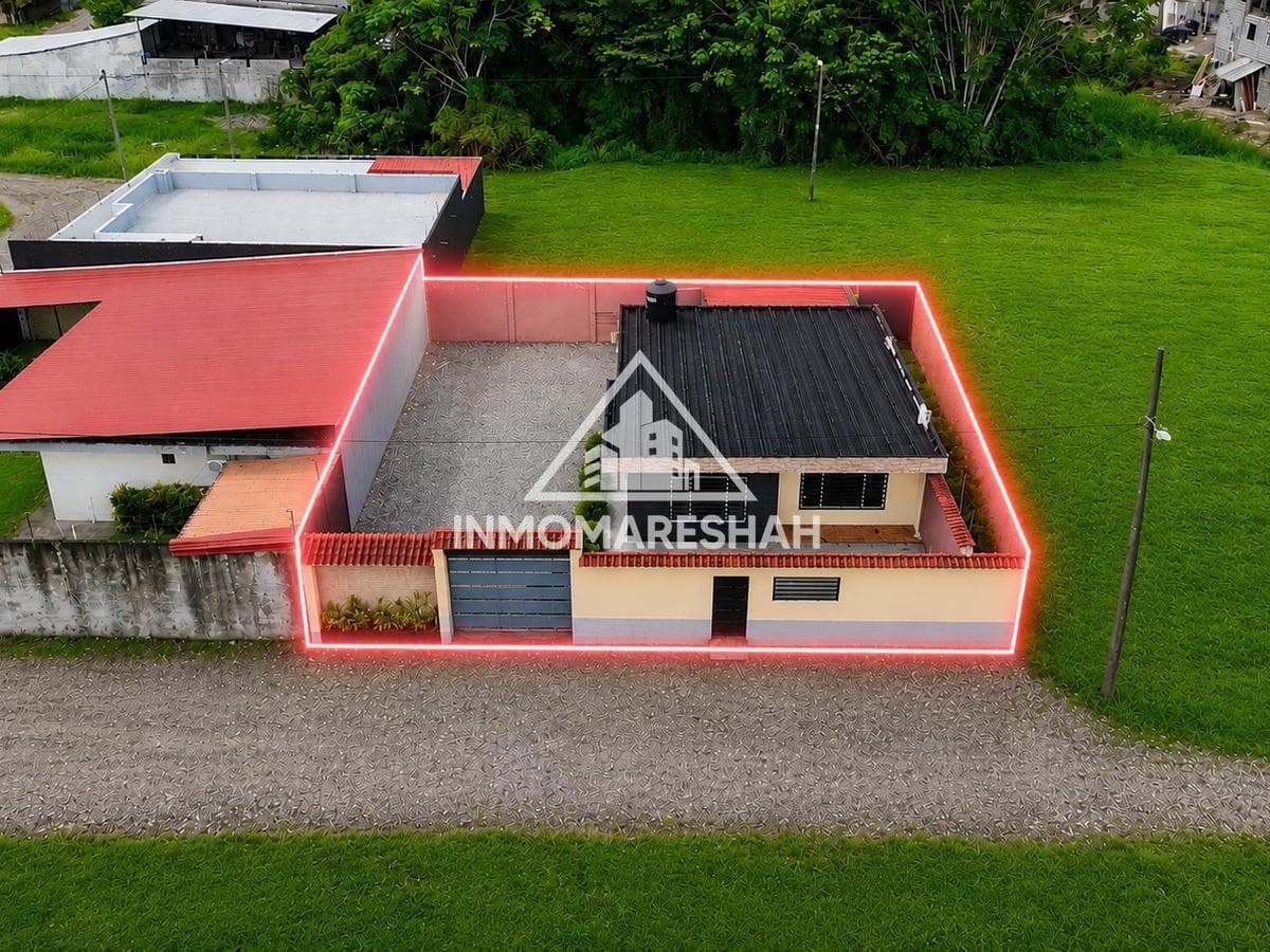 Casa en Venta en Lago Agrio con Amplio Espacio y Moderno Diseño — imagen 1