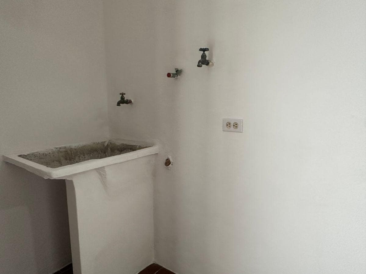 Venta Casa Una Planta Alborada 12 Ava Etapa Area con Seguridad, Guayas — imagen 2