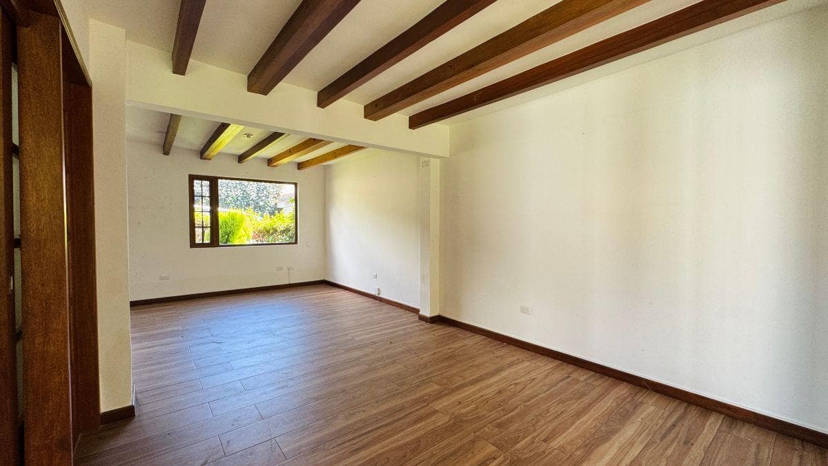 Conjunto El Poblado - Vendo Acogedora Casa en Cumbayá — imagen 7