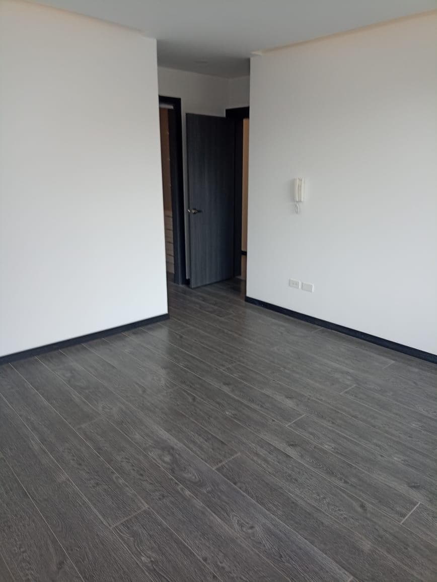 Se Vende Departamento de Dos Dorm. en La Urbanización El Condadoepartamento — imagen 5