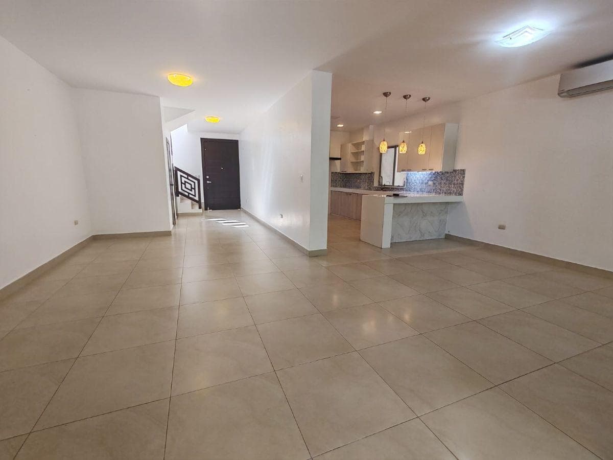 Venta Casa Moderna | Puerto Azul | 3 Dorm. con Baño Privado | Terreno de 270 m² (Wl), Guayas — imagen 9