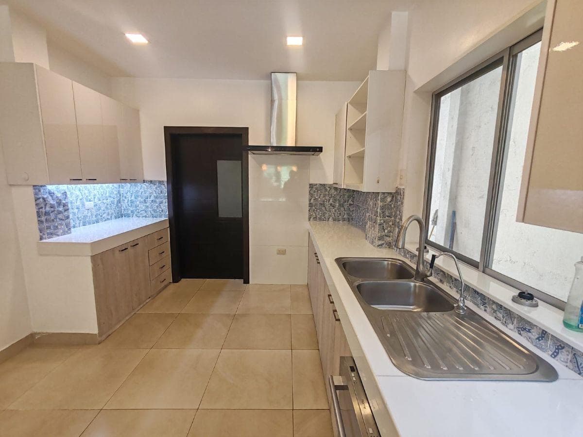 Venta Casa Moderna | Puerto Azul | 3 Dorm. con Baño Privado | Terreno de 270 m² (Wl), Guayas — imagen 3