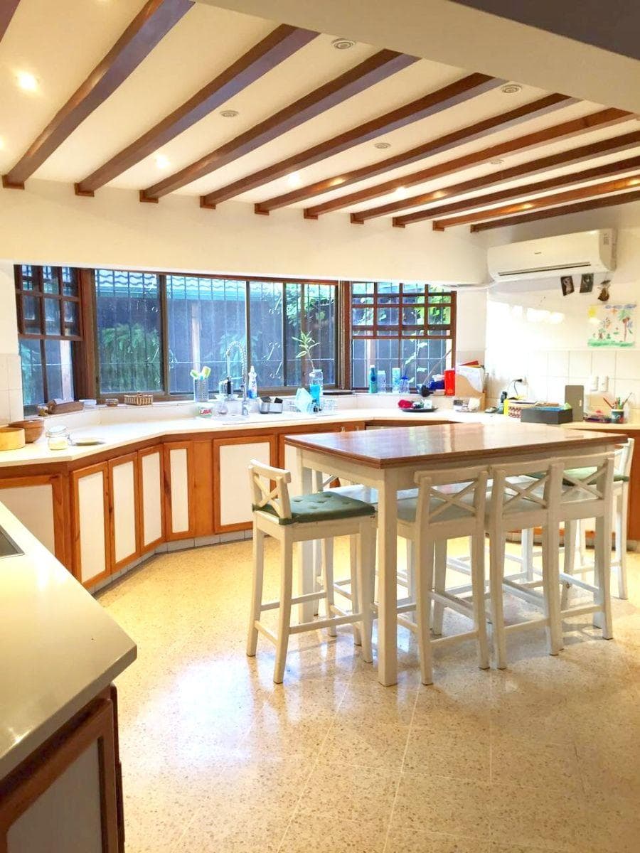 Casa 4 Dorm. en Venta Santa Cecilia, 1100 m de Terreno con Piscina, Guayas — imagen 1