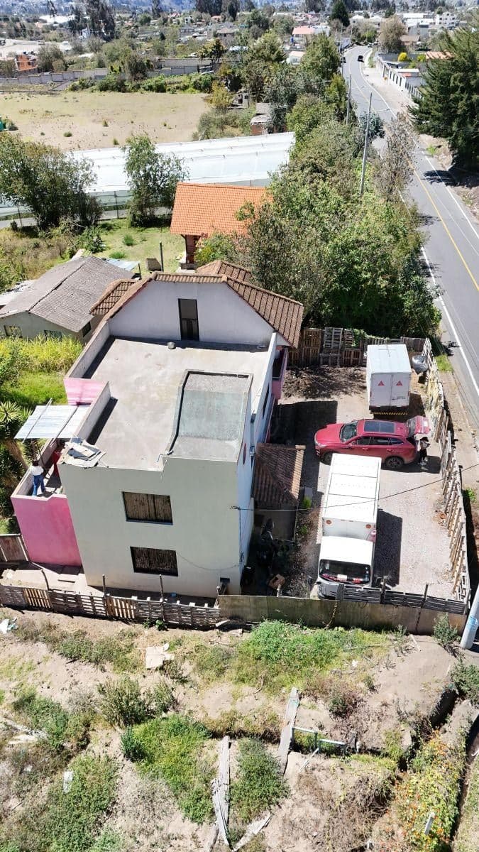 Casa + Terreno Vía Alobamba Montalvo, Tungurahua — imagen 5