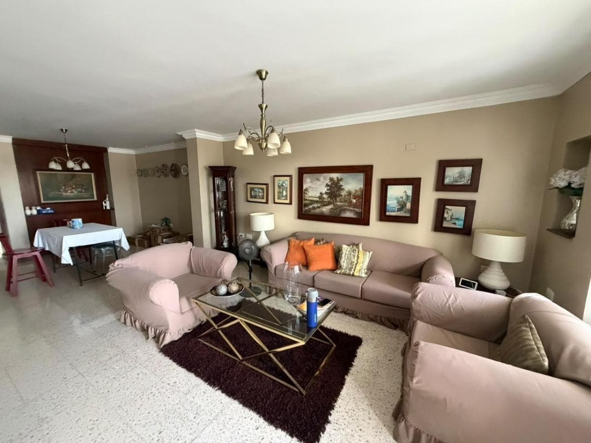 Casa en Venta con Seguridad 24/7 y Vista Panoramica, Lomas de Urdesa, Guayas — imagen 7
