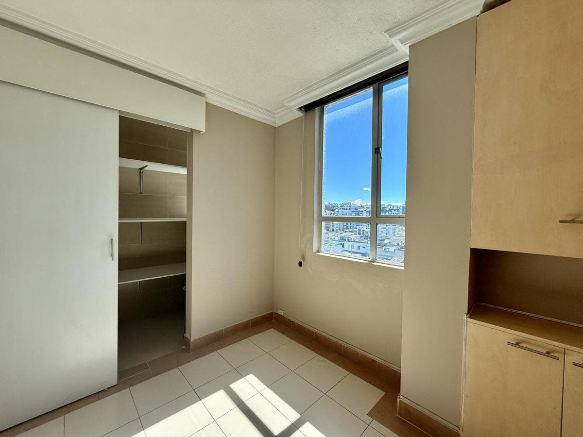Departamento en Venta | 3 Dorm., 162 m², 2 Parqueaderos Cubiertos - Sector Monteserrín - Quito — imagen 6