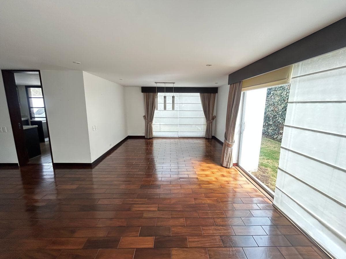 Venta Urbanizacion Tacuri Nayon Casa Cuatro Dorm. Jardin — imagen 10