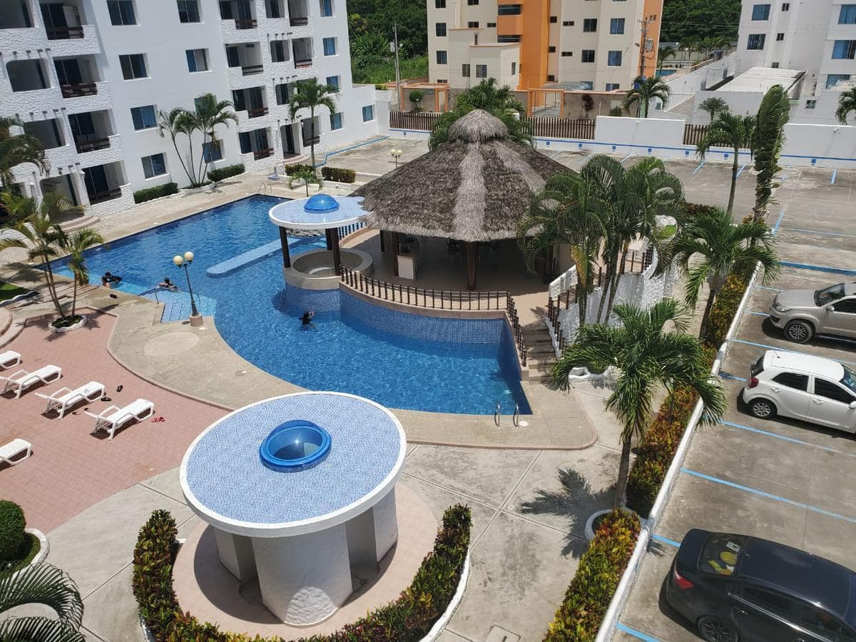 Oportunidad Departamento 2 Dorm. Tonsupa Amoblado, Balcón — imagen 1