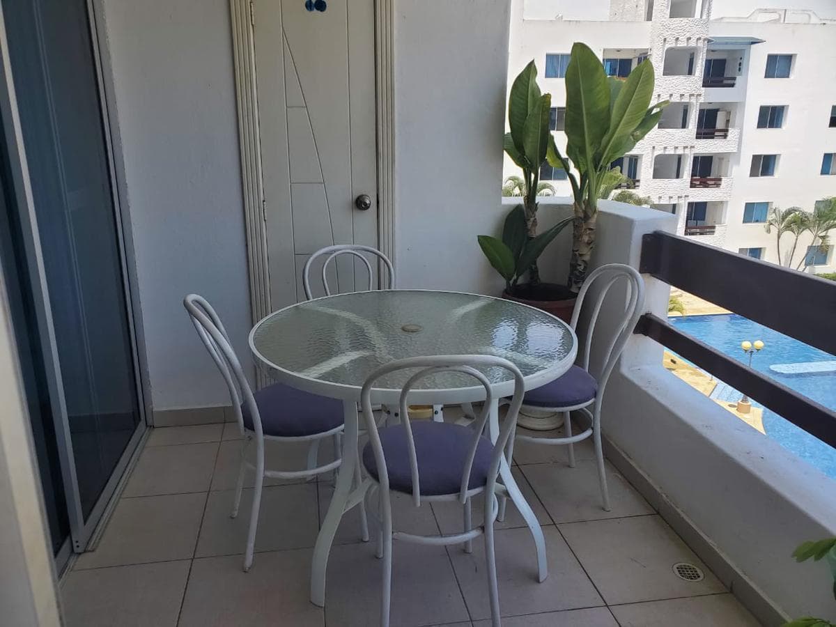 Oportunidad Departamento 2 Dorm. Tonsupa Amoblado, Balcón — imagen 2